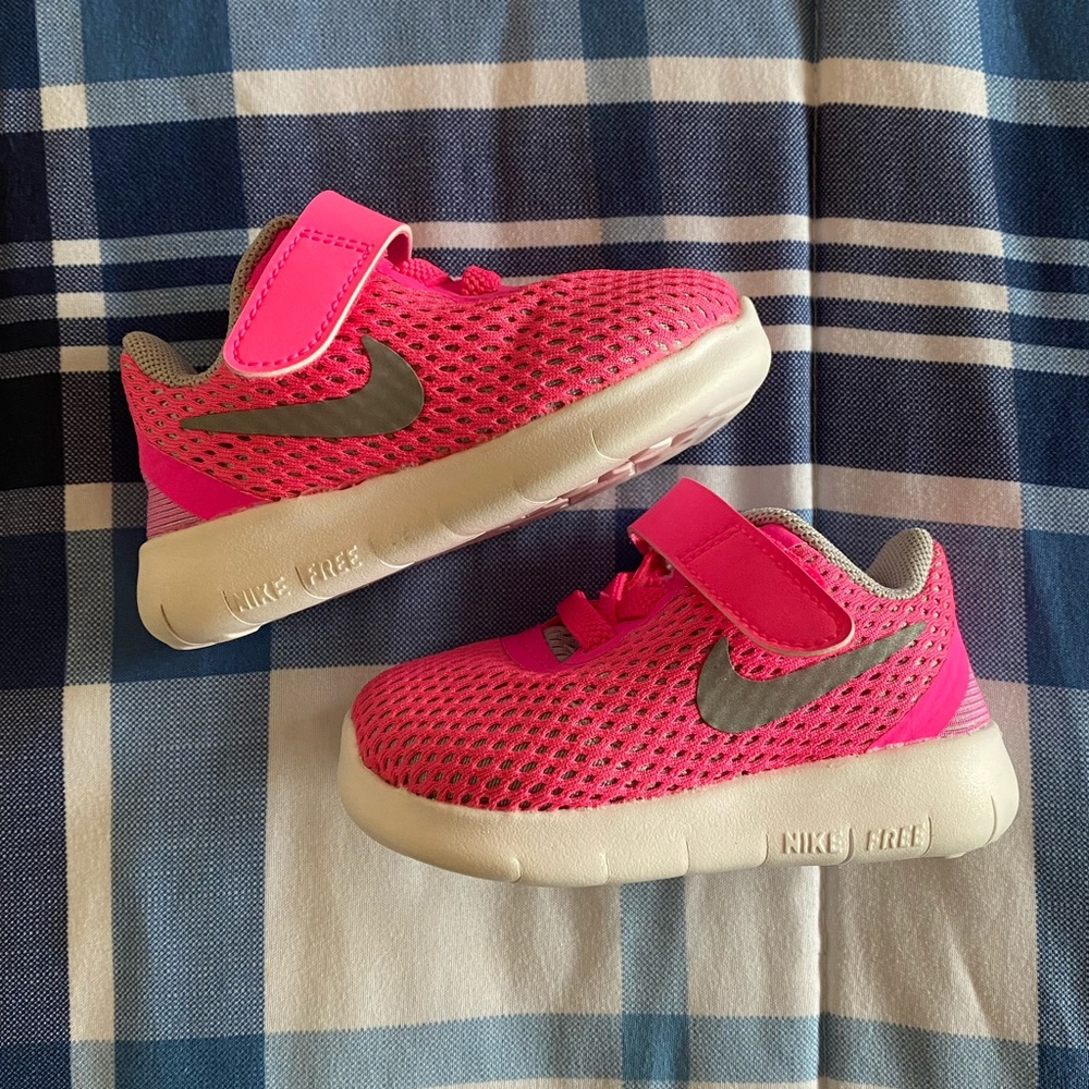Baby girl Nike’s